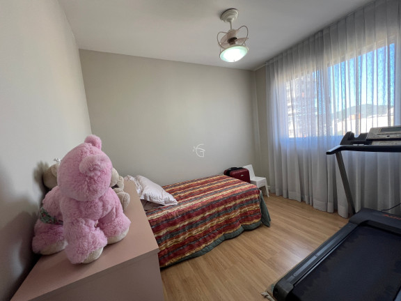 Imagem Imóvel com 3 Quartos à Venda, 173 m² em América - Joinville Imagem Imóvel com 3 Quartos à Venda, 173 m² em América - Joinville