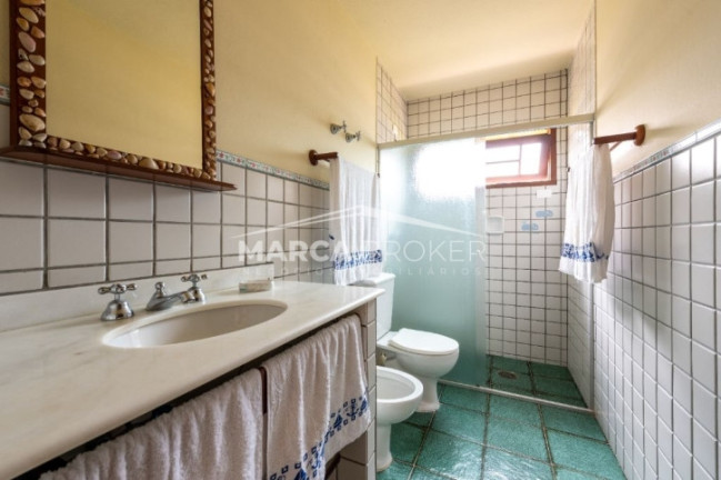 Imagem Sobrado com 5 Quartos à Venda, 1.680 m² em Guaecá - São Sebastião