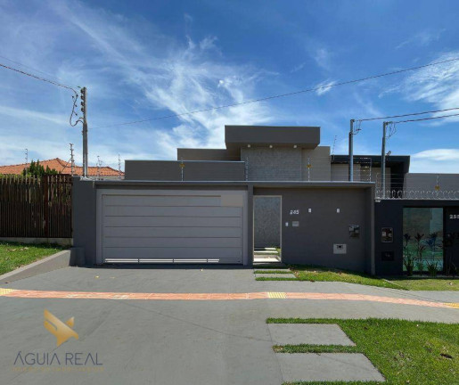 Casa com 3 Quartos à Venda, 172 m² em São Francisco - Campo Grande