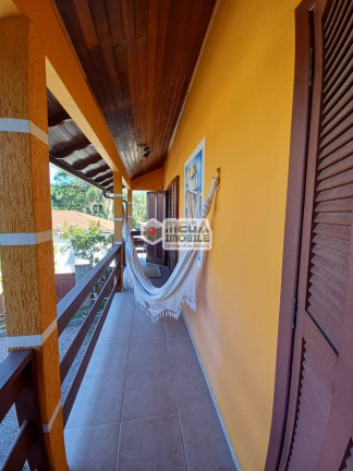 Imagem Casa com 5 Quartos à Venda, 180 m² em Fazenda Da Armação - Governador Celso Ramos