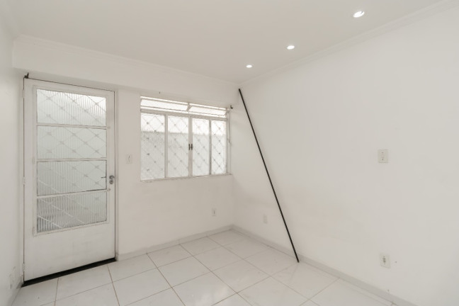 Imagem Casa com 4 Quartos à Venda, 170 m² em Conjunto Residencial Santa Terezinha - São Paulo