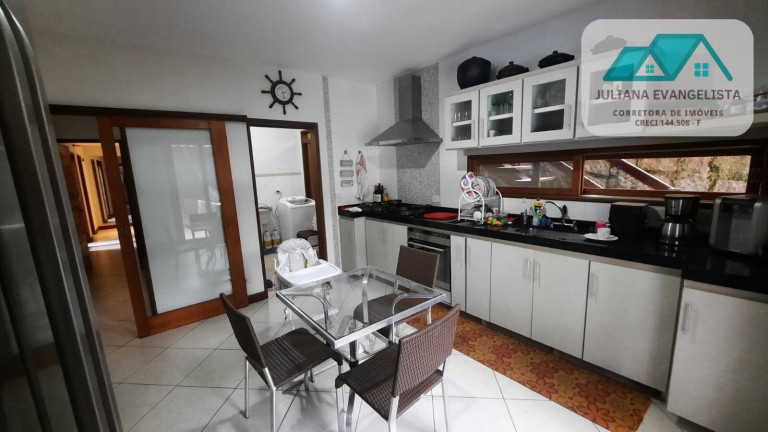 Imagem Casa com 4 Quartos à Venda, 750 m² em Park Imperial - Caraguatatuba Imagem Casa com 4 Quartos à Venda, 750 m² em Park Imperial - Caraguatatuba
