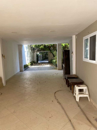 Imagem Casa com 6 Quartos à Venda, 450 m² em Vargem Pequena - Rio De Janeiro