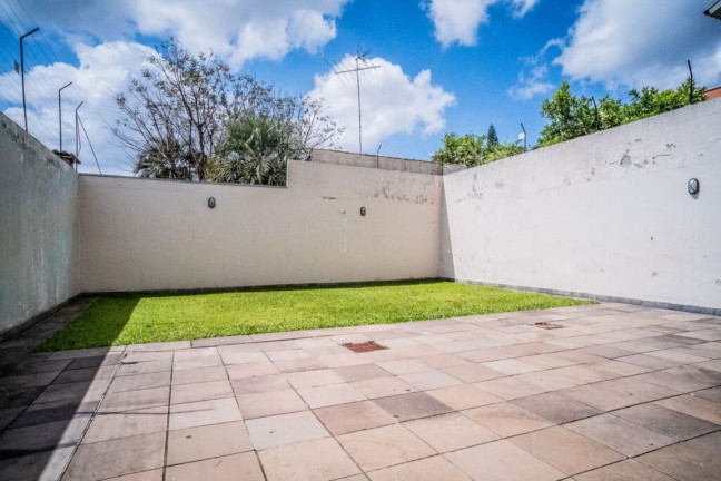 Imagem Imóvel com 3 Quartos à Venda,  em Vila Ipiranga - Porto Alegre