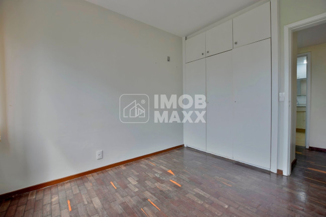 Imagem Apartamento com 3 Quartos à Venda, 120 m² em Asa Sul - Brasília