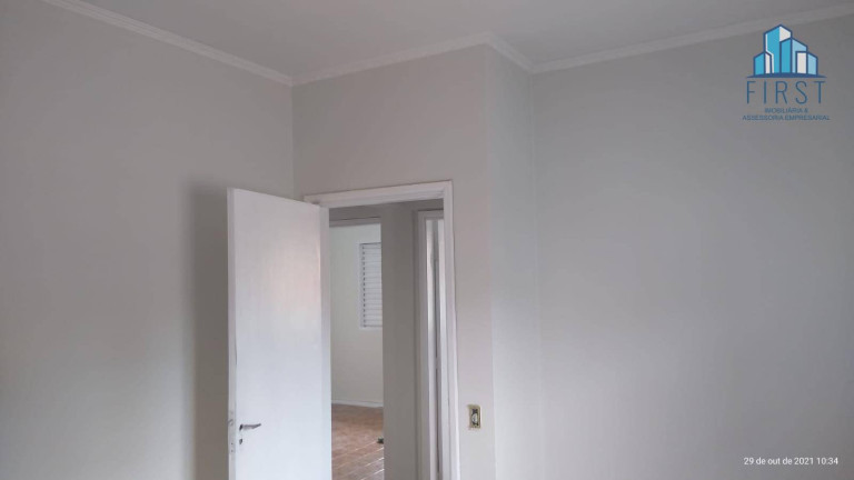 Imagem Sobrado com 3 Quartos à Venda, 180 m² em Santo Antônio - Louveira