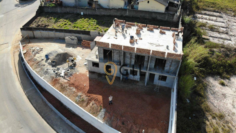Sobrado com 2 Quartos à Venda, 78 m² em Jardim Santo Antônio Da Boa Vista - Jacareí