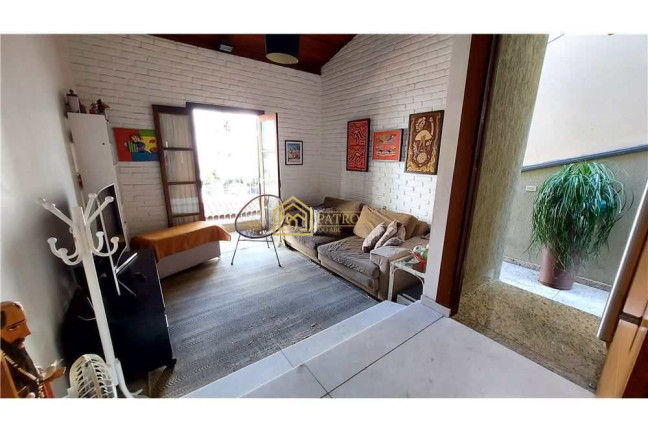 Imagem Casa com 3 Quartos à Venda, 231 m² em Vila Valparaíso - Santo André