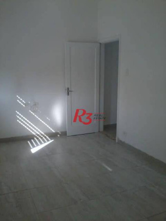 Imagem Casa com 2 Quartos à Venda, 98 m² em Macuco - Santos
