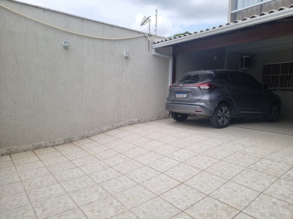 Casa com 3 Quartos à Venda, 130 m² em Colina De Laranjeiras - Serra