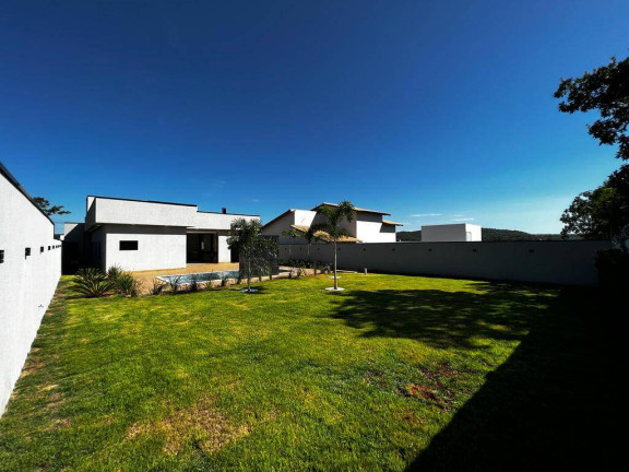 Imagem Casa com 3 Quartos à Venda, 750 m² em Condomínio Marinas Di Caldas - Caldas Novas Imagem Casa com 3 Quartos à Venda, 750 m² em Condomínio Marinas Di Caldas - Caldas Novas