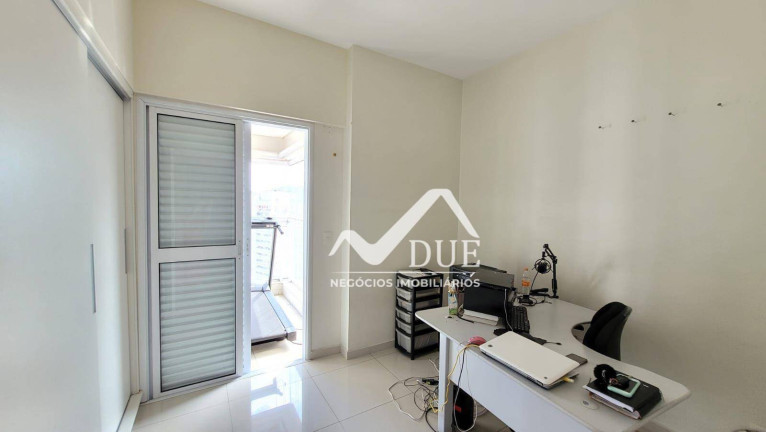 Imagem Apartamento com 2 Quartos à Venda, 109 m² em Gonzaga - Santos