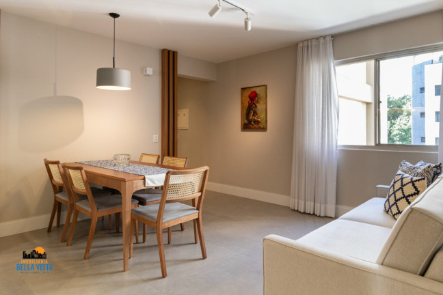 Apartamento com 2 Quartos à Venda,  em Moema - São Paulo