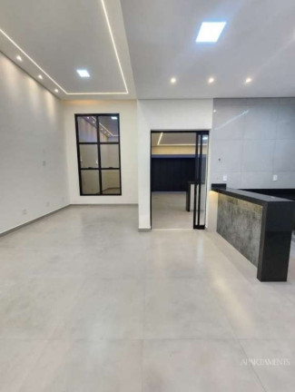 Imagem Casa com 3 Quartos à Venda, 180 m²