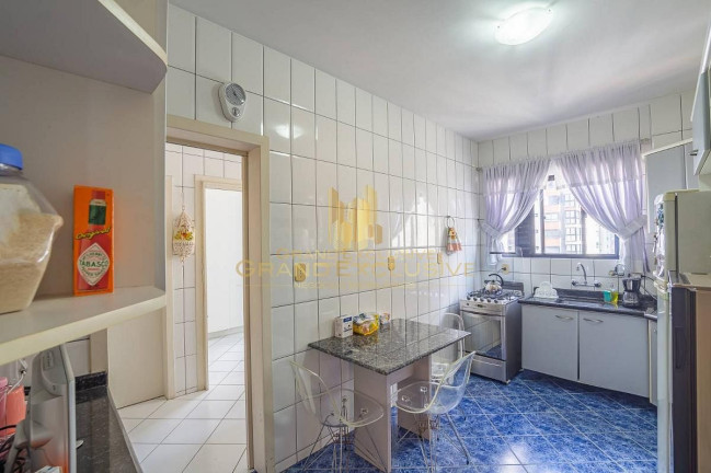 Imagem Apartamento com 3 Quartos à Venda, 153 m² em Centro - Balneário Camboriú Imagem Apartamento com 3 Quartos à Venda, 153 m² em Centro - Balneário Camboriú