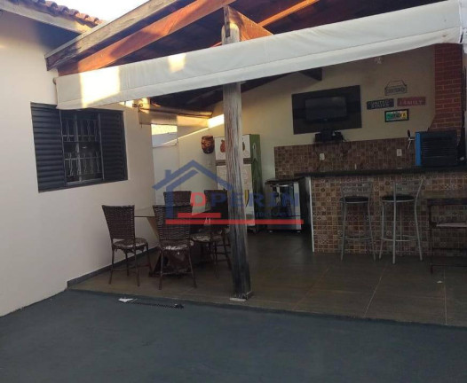 Imagem Casa com 3 Quartos à Venda, 250 m² em Parque Fehr - São Carlos