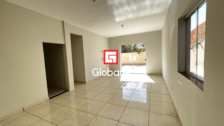 Apartamento com 3 Quartos para Alugar, 130 m² em Vila Sumaré - Montes Claros
