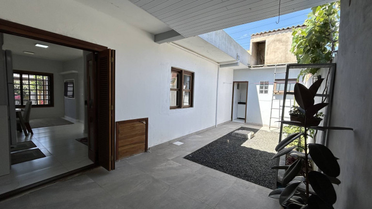 Imagem Casa com 2 Quartos à Venda, 57 m² em Igara - Canoas
