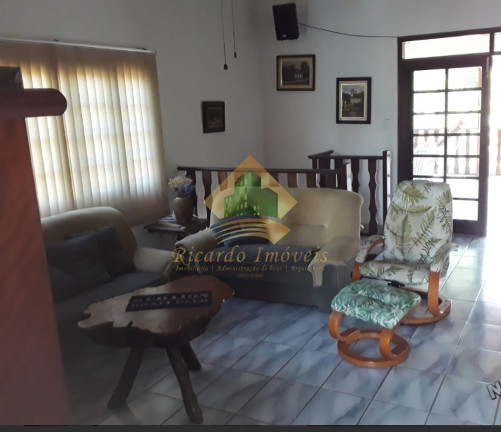Imagem Sobrado com 4 Quartos à Venda, 220 m² em Ressaca - Ubatuba