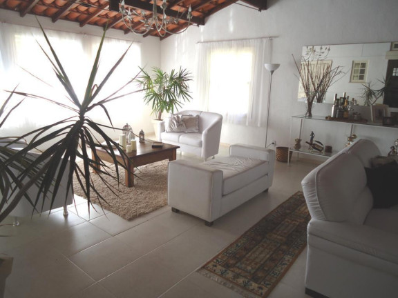 Imagem Casa com 6 Quartos à Venda, 450 m² em Nogueira - Petrópolis