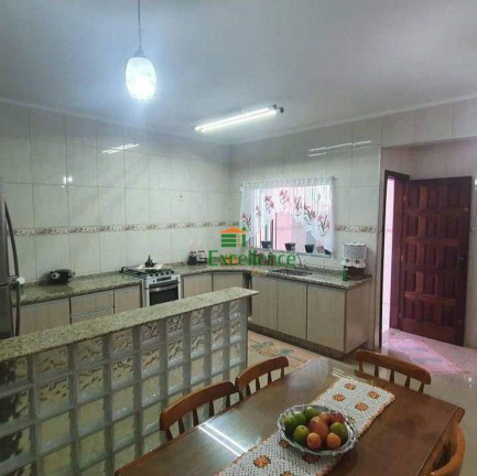 Imagem Sobrado com 3 Quartos à Venda, 172 m² em Parque João Ramalho - Santo André