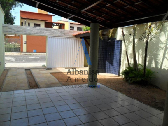 Imagem Casa com 3 Quartos à Venda, 127 m² em Sapiranga-coité - Fortaleza Imagem Casa com 3 Quartos à Venda, 127 m² em Sapiranga-coité - Fortaleza