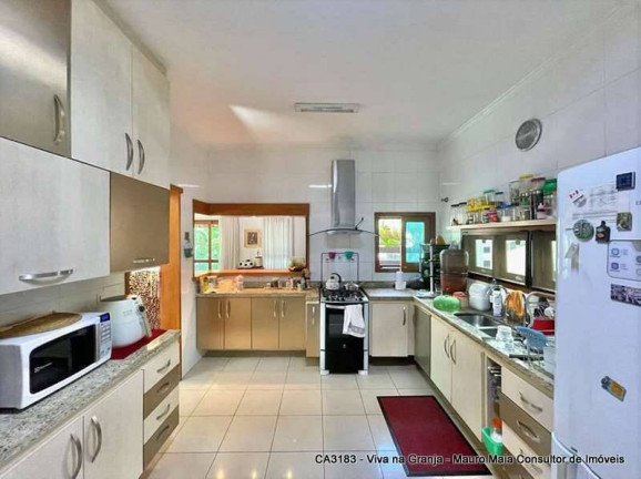 Imagem Casa com 3 Quartos à Venda, 947 m² em Chácara Das Paineiras - Carapicuíba Imagem Casa com 3 Quartos à Venda, 947 m² em Chácara Das Paineiras - Carapicuíba