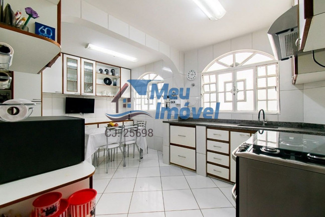 Imagem Casa com 4 Quartos à Venda, 300 m² em Guará Ii - Brasília