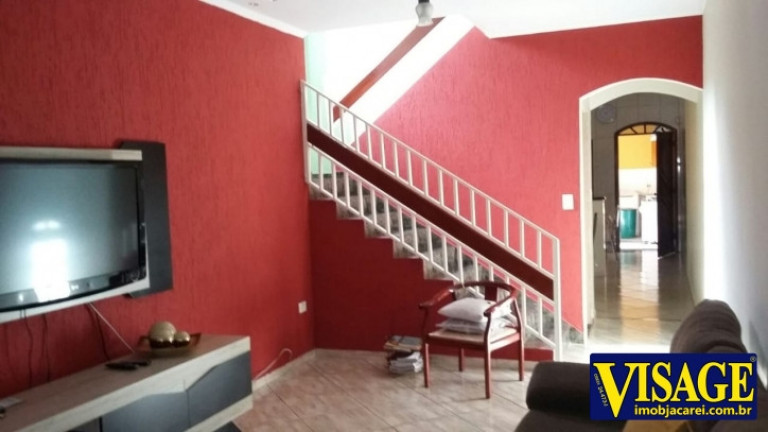 Imagem Sobrado com 3 Quartos à Venda, em Jd. St. Marina - Jacareí Imagem Sobrado com 3 Quartos à Venda, em Jd. St. Marina - Jacareí