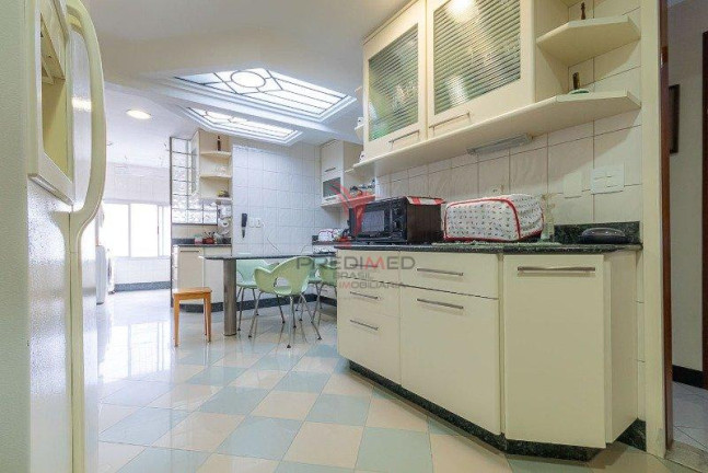 Imagem Apartamento com 4 Quartos à Venda, em Lagoa - Rio De Janeiro Imagem Apartamento com 4 Quartos à Venda, em Lagoa - Rio De Janeiro