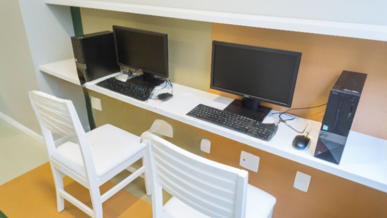 Imagem Imóvel com 4 Quartos à Venda, em Centro - Nova Iguaçu Imagem Imóvel com 4 Quartos à Venda, em Centro - Nova Iguaçu