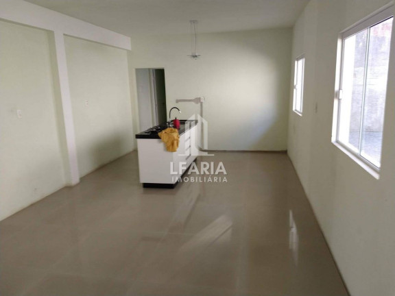 Imagem Casa com 2 Quartos à Venda, em Adhemar Garcia - Joinville Imagem Casa com 2 Quartos à Venda, em Adhemar Garcia - Joinville