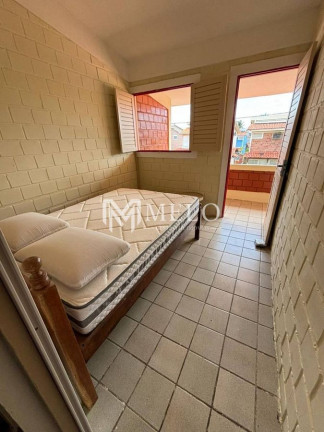 Imagem Casa de Condomínio com 4 Quartos à Venda, 110 m²