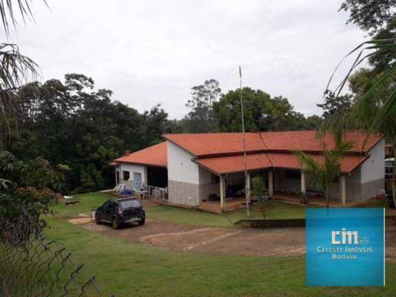 Imagem Chácara com 3 Quartos à Venda, 300 m² em Centro - Boituva