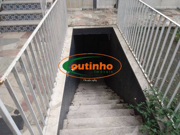Imagem Casa com 3 Quartos à Venda, 500 m² em Grajaú - Rio De Janeiro Imagem Casa com 3 Quartos à Venda, 500 m² em Grajaú - Rio De Janeiro