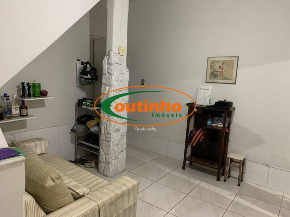 Imagem Casa com 3 Quartos à Venda, 200 m² em Tijuca - Rio De Janeiro Imagem Casa com 3 Quartos à Venda, 200 m² em Tijuca - Rio De Janeiro