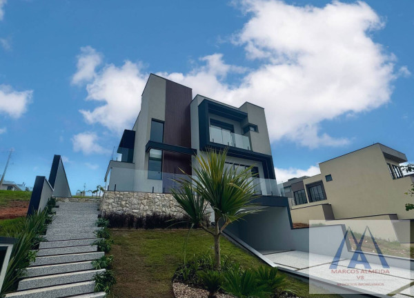 Casa de Condomínio com 3 Quartos à Venda, 210 m² em Cezar De Souza - Mogi Das Cruzes