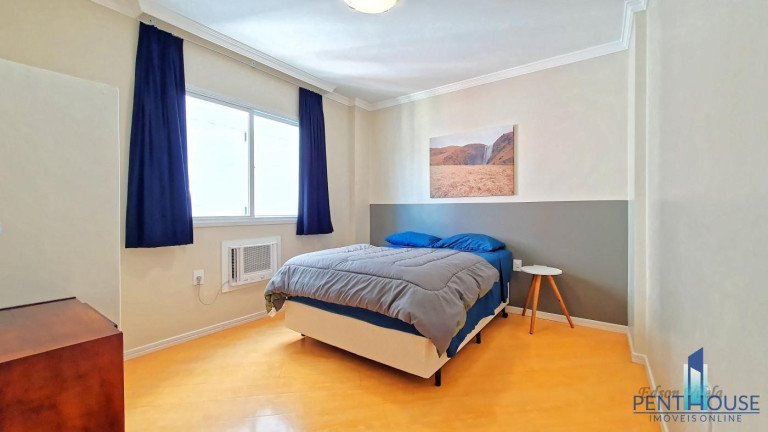 Imagem Apartamento com 3 Quartos à Venda, 182 m² em Centro - Balneário Camboriú Imagem Apartamento com 3 Quartos à Venda, 182 m² em Centro - Balneário Camboriú