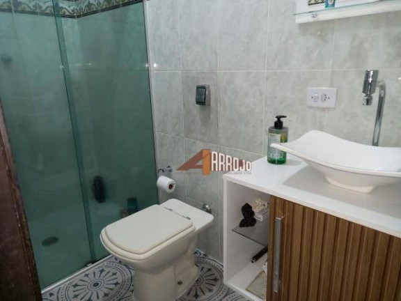 Imagem Casa com 2 Quartos à Venda, 178 m² em Vila Pierina - São Paulo