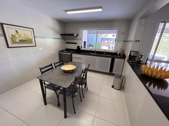 Imagem Casa com 5 Quartos para Temporada, 280 m² em Lázaro - Ubatuba
