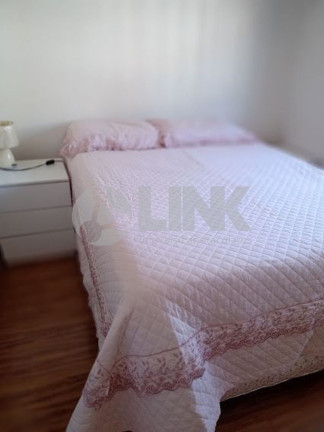 Imagem Apartamento com 3 Quartos à Venda, 63 m² em Cristal - Porto Alegre Imagem Apartamento com 3 Quartos à Venda, 63 m² em Cristal - Porto Alegre