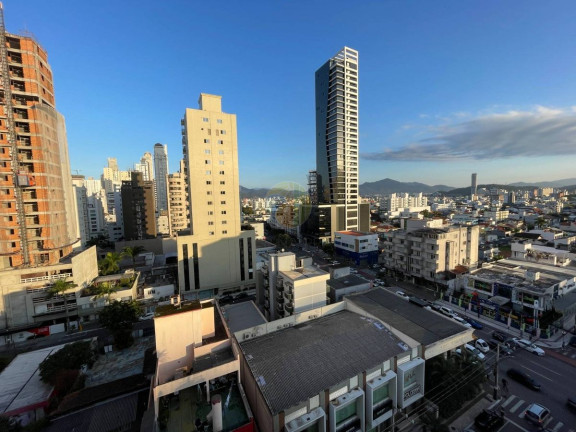 Imagem Apartamento com 3 Quartos à Venda, em Centro - Balneário Camboriú Imagem Apartamento com 3 Quartos à Venda, em Centro - Balneário Camboriú