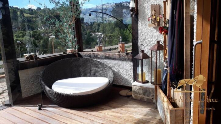 Imagem Casa com 5 Quartos para Temporada, 250 m² em J Primavera - Campos Do Jordão
