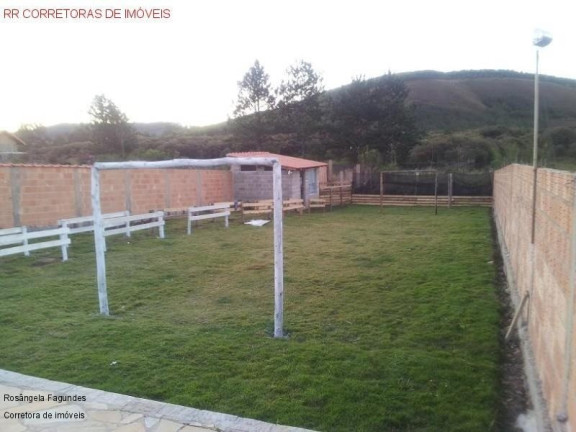 Imagem Imóvel com 2 Quartos à Venda, 120 m² em Centro - Andradas Imagem Imóvel com 2 Quartos à Venda, 120 m² em Centro - Andradas
