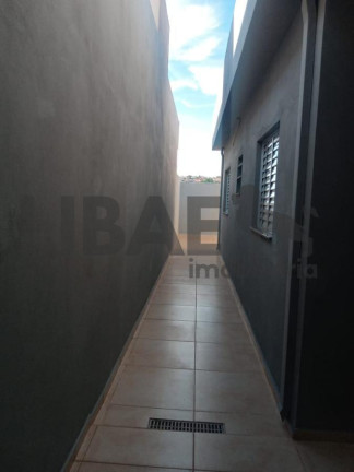 Imagem Imóvel com 2 Quartos à Venda, 72 m² em Jardim Ypê - Botucatu