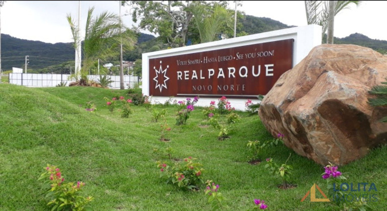 Imagem Terreno à Venda, 459 m² em Real Parque - Florianópolis Imagem Terreno à Venda, 459 m² em Real Parque - Florianópolis