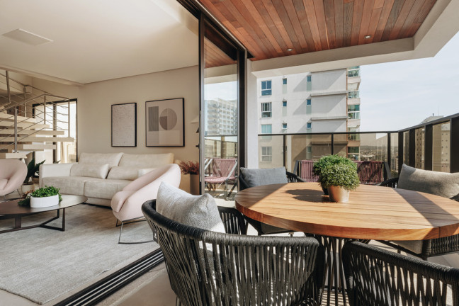 Imagem Imóvel com 3 Quartos à Venda, 292 m² em água Verde - Curitiba Imagem Imóvel com 3 Quartos à Venda, 292 m² em água Verde - Curitiba