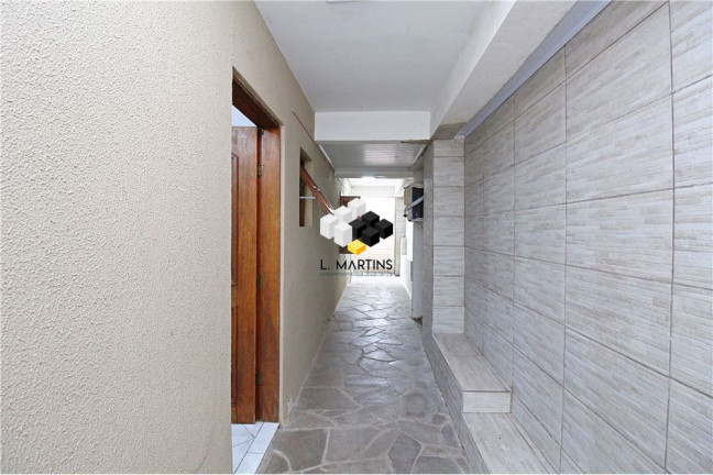 Imagem Casa com 3 Quartos à Venda, 198 m² em Medianeira - Porto Alegre Imagem Casa com 3 Quartos à Venda, 198 m² em Medianeira - Porto Alegre