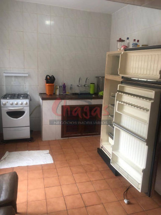 Imagem Sobrado com 6 Quartos à Venda, 200 m² em Centro - Caraguatatuba Imagem Sobrado com 6 Quartos à Venda, 200 m² em Centro - Caraguatatuba