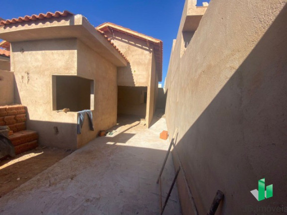 Imagem Casa com 2 Quartos à Venda, 45 m² em Jardim Olímpico - Montes Claros